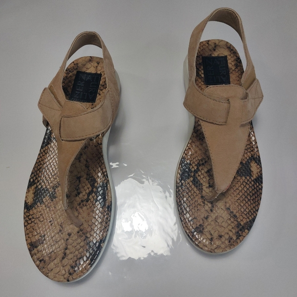 Naturalizer Lincoln Ladies Leather Sandals/Flip Flop Tan Size 9.5M - Picture 2 of 10